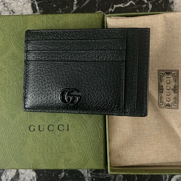 Card case - Picture 1 of 2